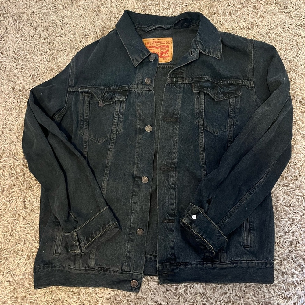 LEVIS denim jacket!!